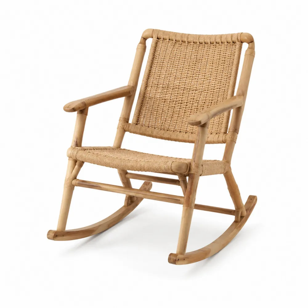 Sedia a dondolo in legno e rattan naturale